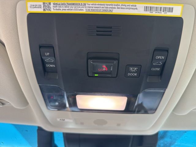 Used 2025 Lexus ES 350 350 w/ Premium Package image 20