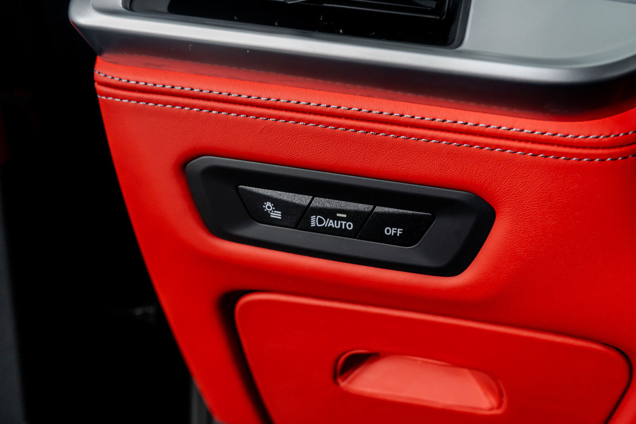 Used 2025 BMW X6 M Competition image 46