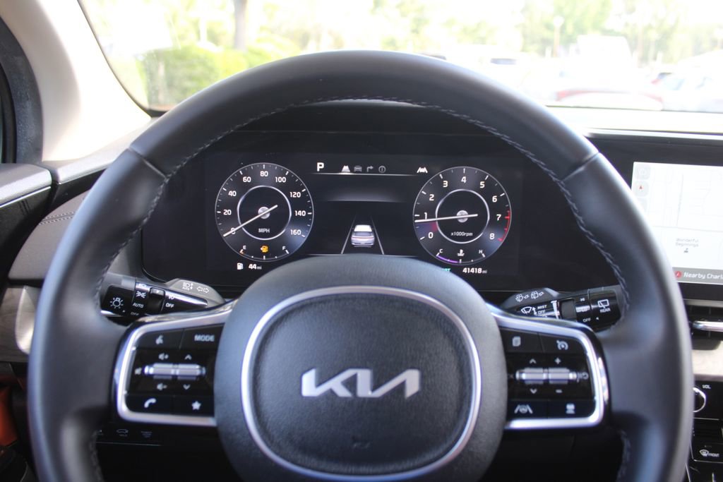 Used 2024 Kia Carnival SX FWD image 37