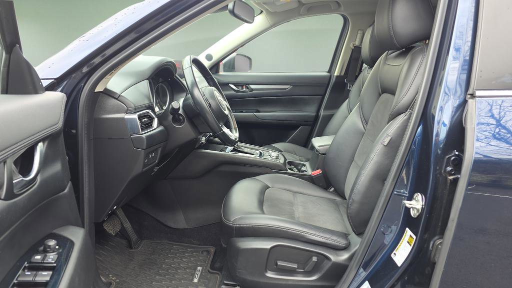 Used 2019 MAZDA CX-5 Touring image 11