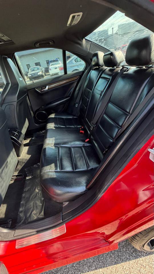 Used 2010 Mercedes-Benz C 63 AMG Sedan image 37