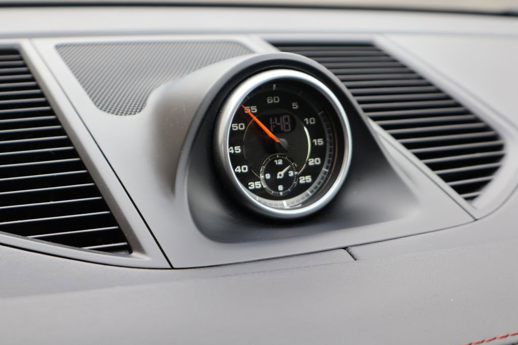 Used 2018 Porsche Macan Sport Edition w/ Driver Memory Package image 23