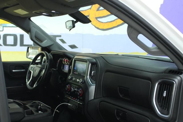 Used 2019 Chevrolet Silverado 1500 RST w/ True North Edition AWD/4WD image 12