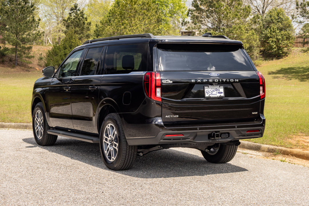 New 2026 Ford Expedition Max Active image 4
