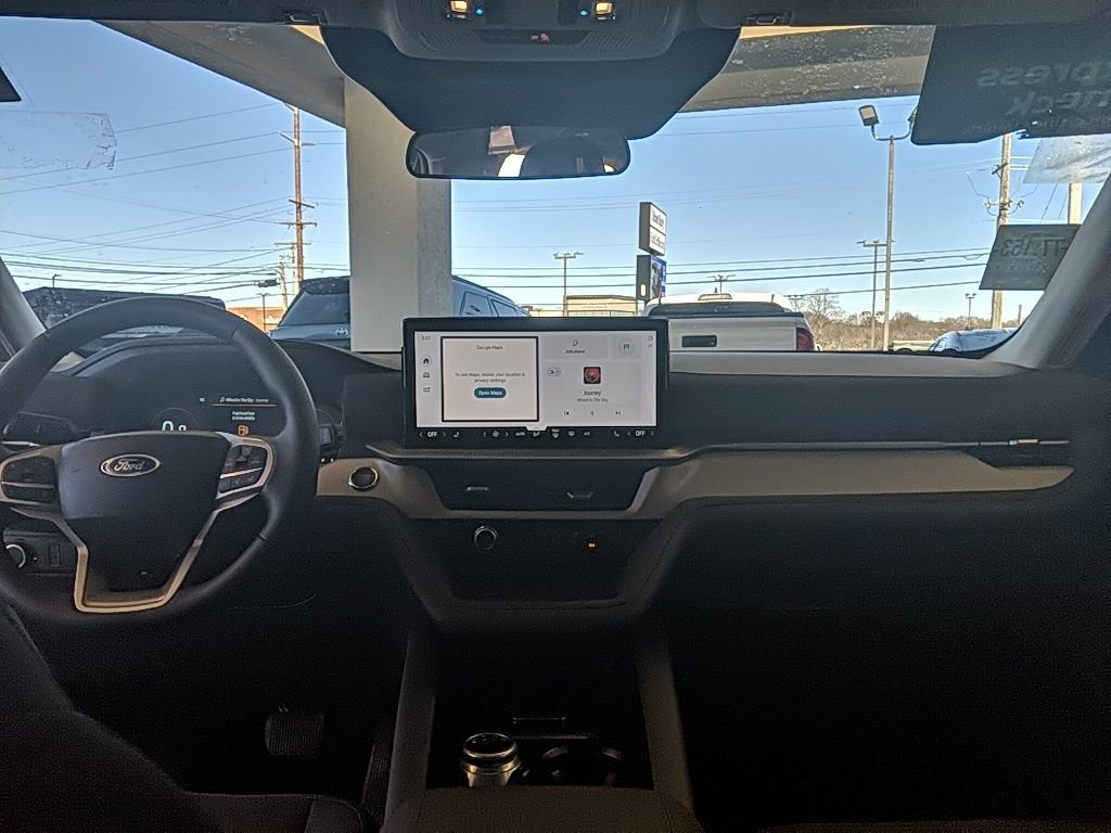 Certified 2025 Ford Explorer Active image 14