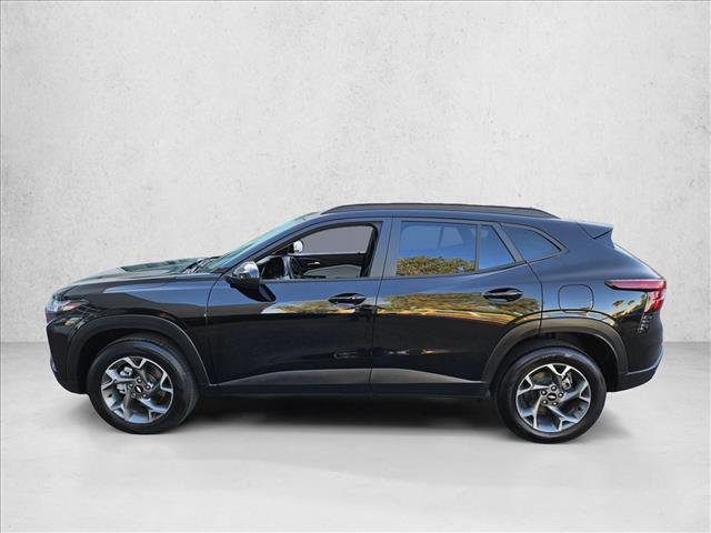 Used 2025 Chevrolet Trax LT w/ Driver Confidence Package FWD image 9