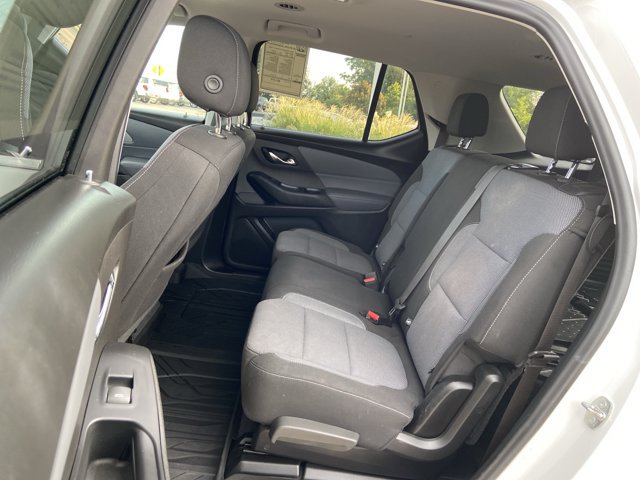 Used 2021 Chevrolet Traverse LT FWD image 16