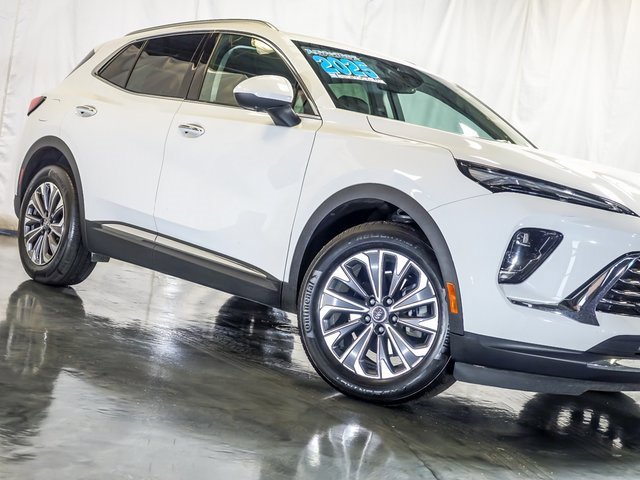 Certified 2025 Buick Envision Preferred image 5