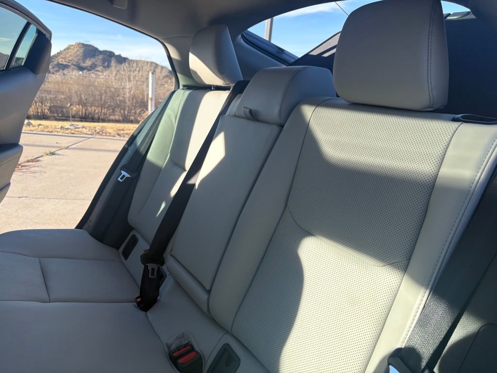 New 2026 Toyota Prius Limited image 13