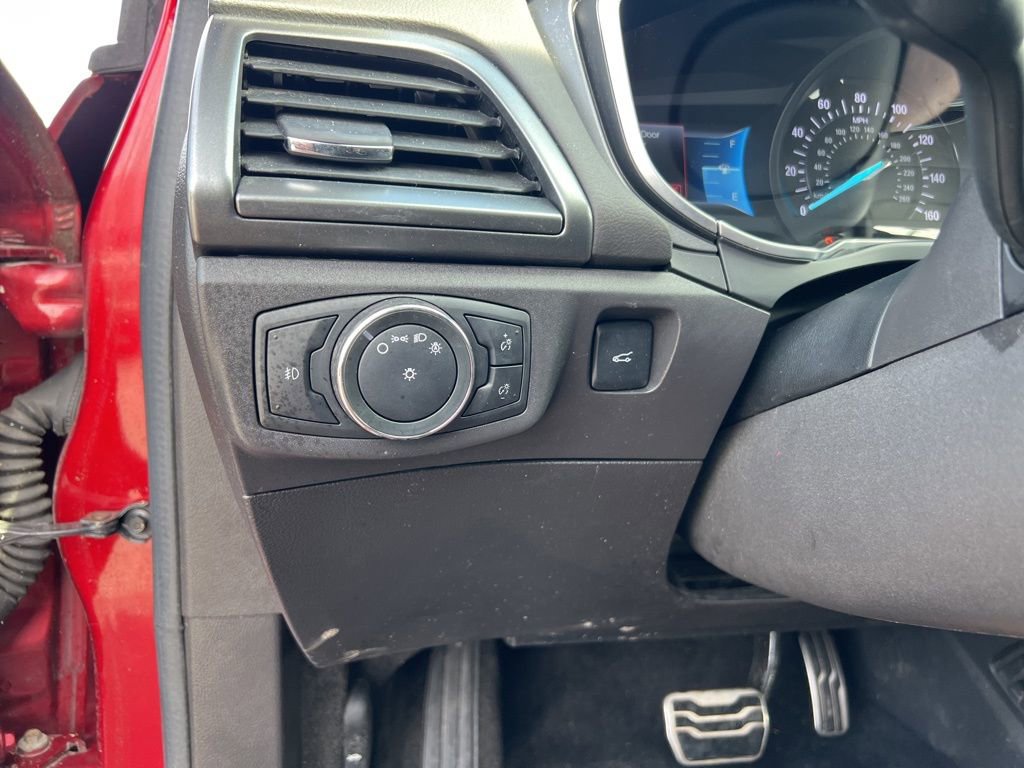 Used 2014 Ford Fusion Titanium image 16