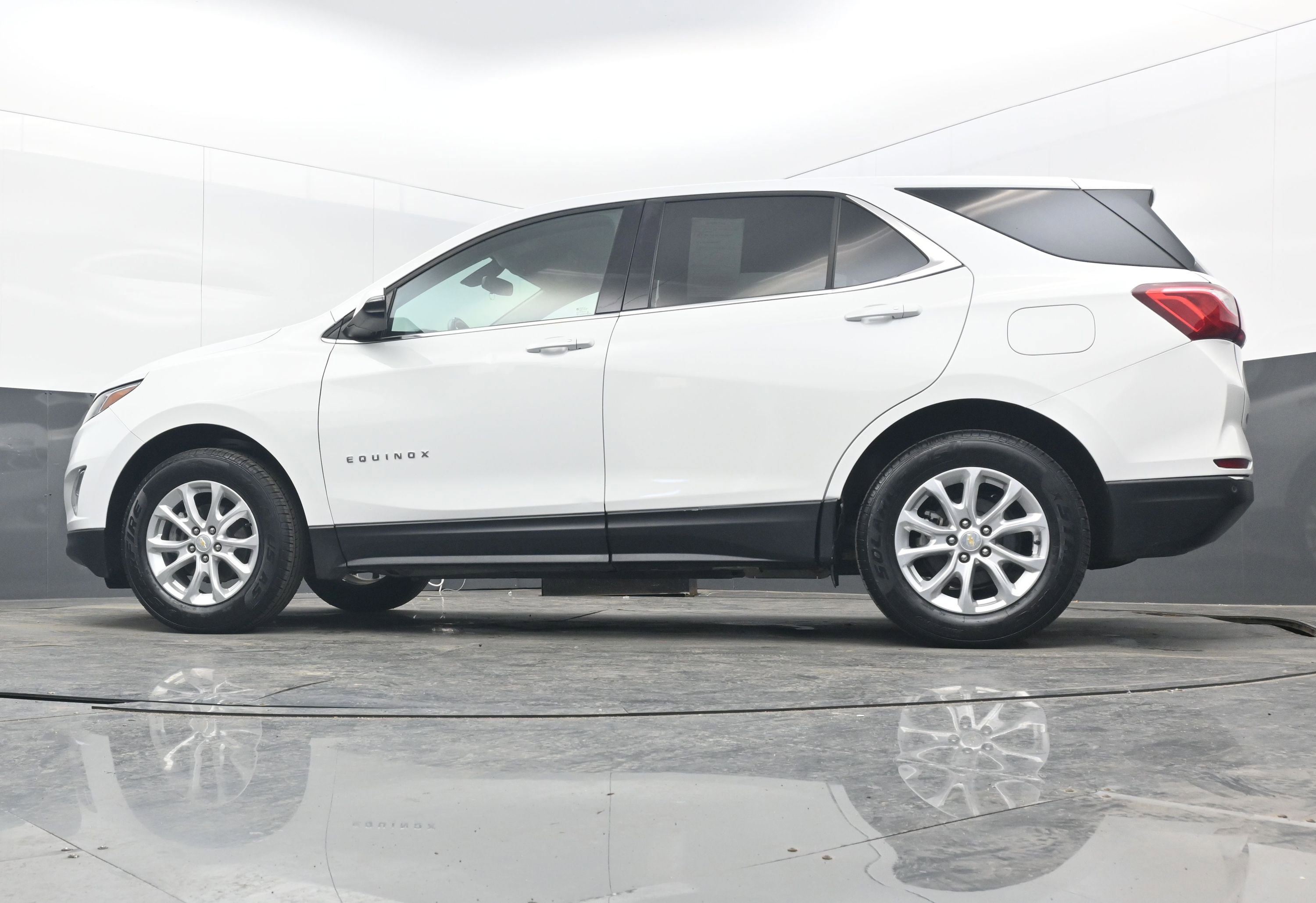 Used 2019 Chevrolet Equinox LT image 25