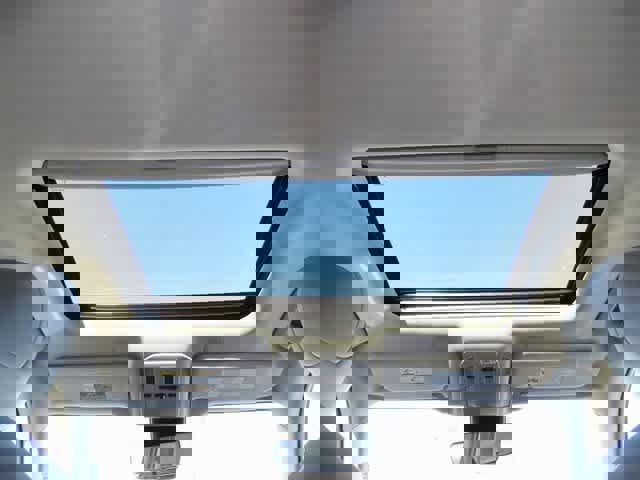 Used 2024 Toyota Highlander Limited image 28