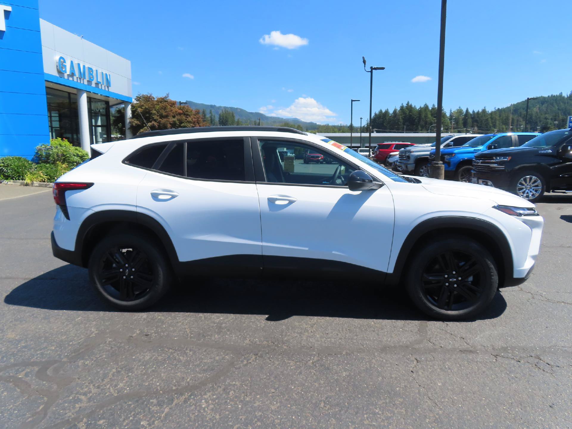 New 2026 Chevrolet Trax ACTIV w/ Driver Confidence Package FWD image 9