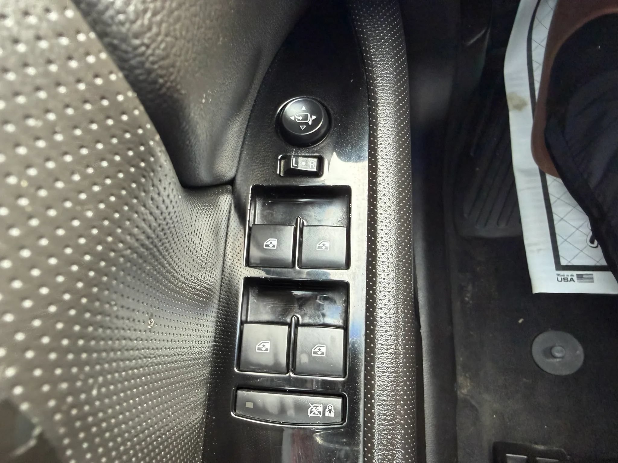 Used 2015 Cadillac XTS Luxury AWD/4WD image 12