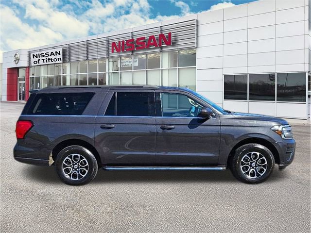Used 2023 Ford Expedition Max XLT image 8