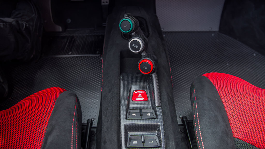 Certified 2020 Ferrari 488 Pista Spider RWD image 24