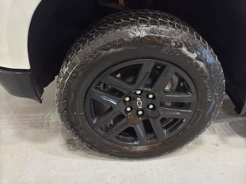 Used 2025 Chevrolet Silverado 1500 LT Trail Boss w/ LT Trail Boss Premium Package image 9