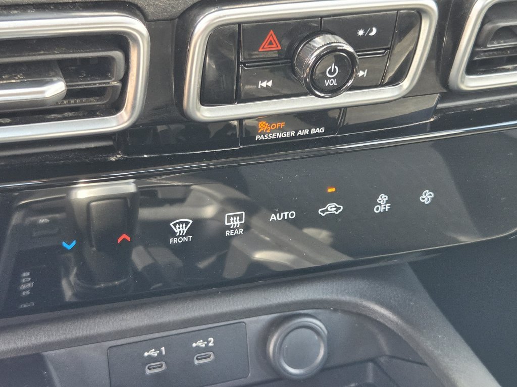 Used 2026 Nissan Sentra SV w/ Floor Mat Package FWD image 19