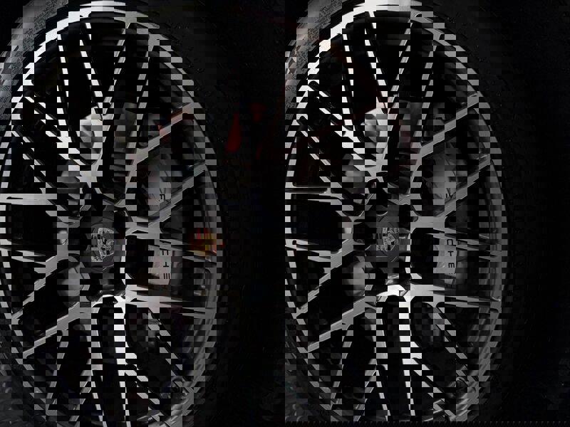 Used 2020 Porsche Macan Turbo image 21