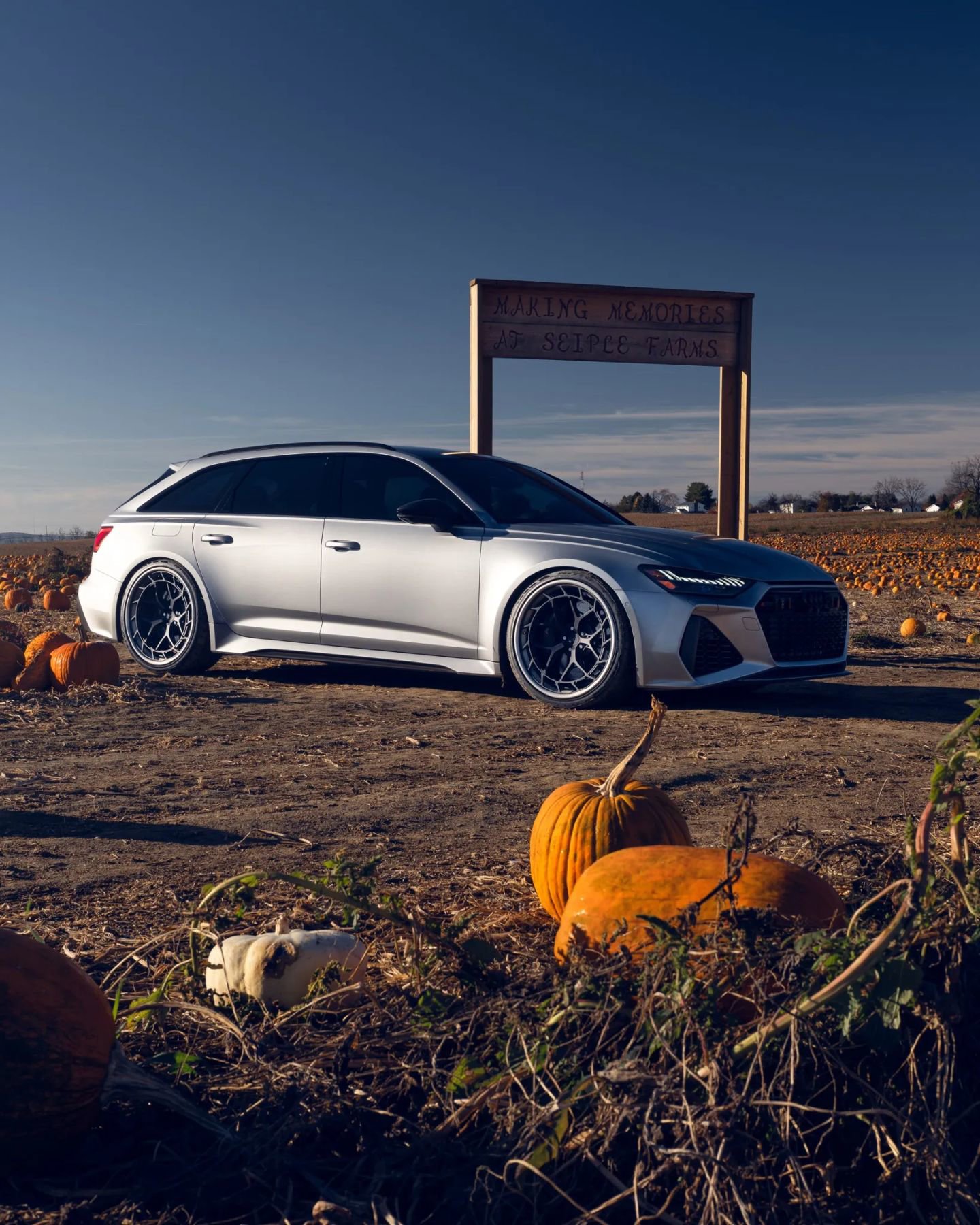 Used 2024 Audi RS 6 performance image 13