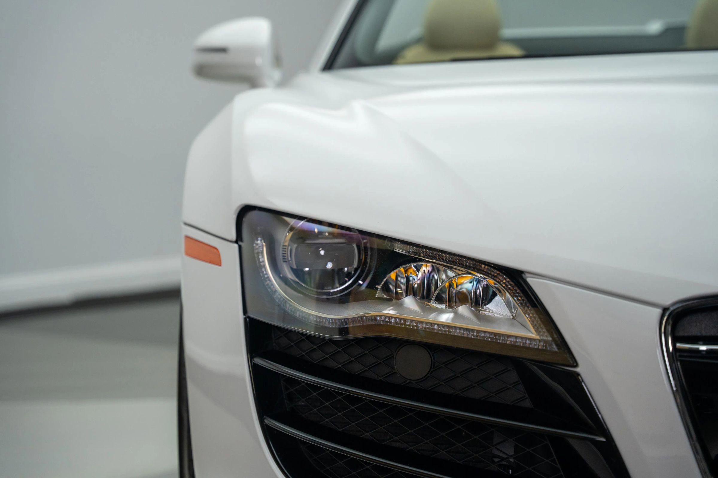 Used 2011 Audi R8 V10 image 21