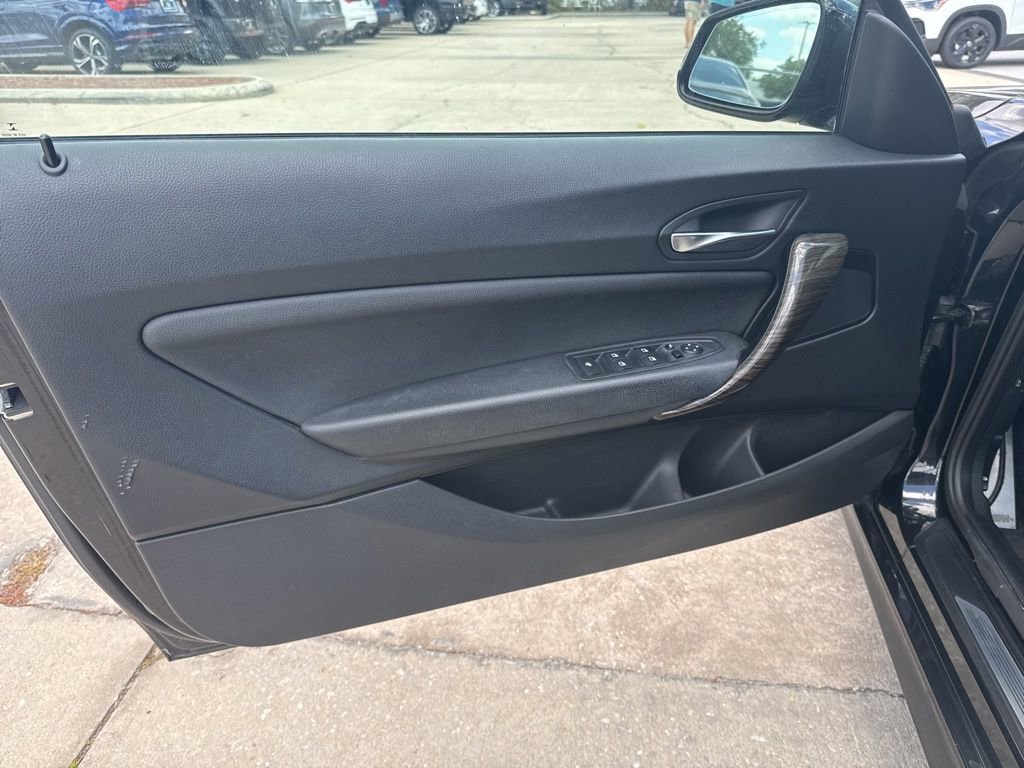 Used 2017 BMW 230i Convertible RWD image 6