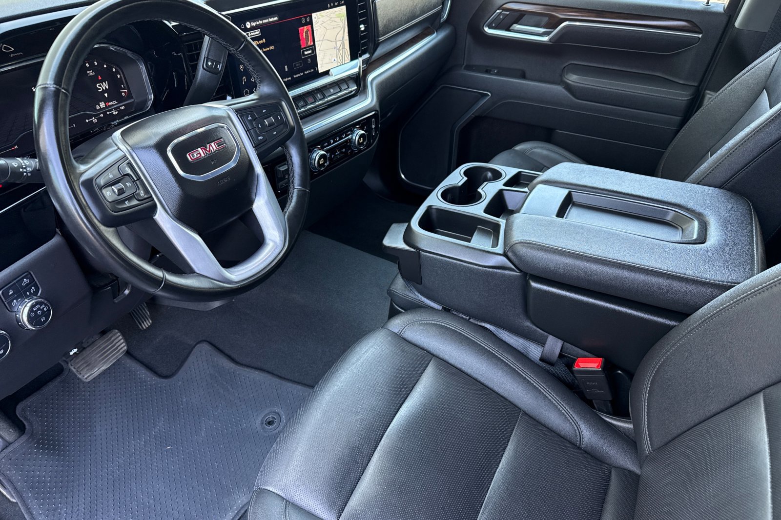 Used 2025 GMC Sierra 1500 SLT image 11