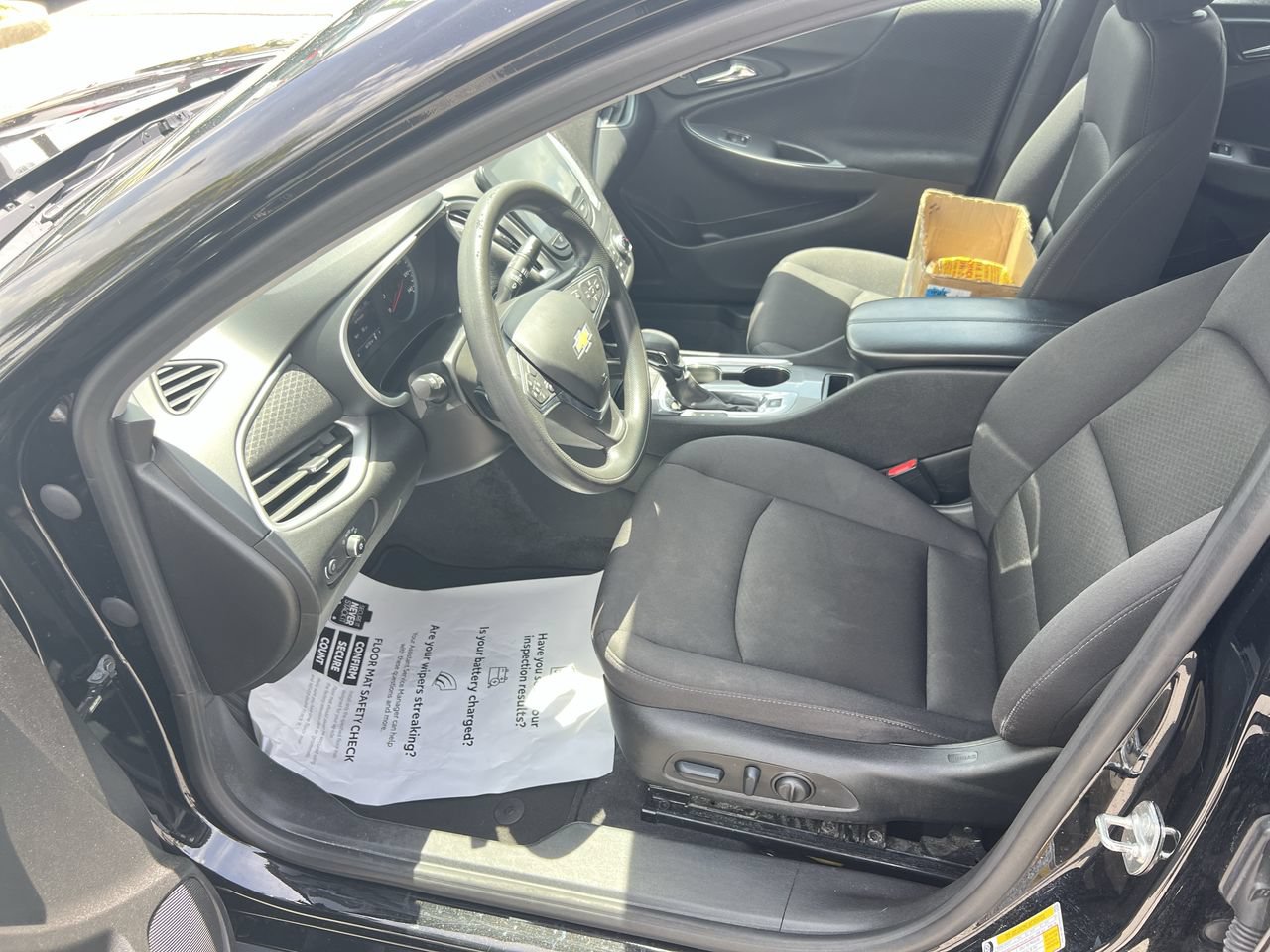 Used 2024 Chevrolet Malibu LT FWD image 16
