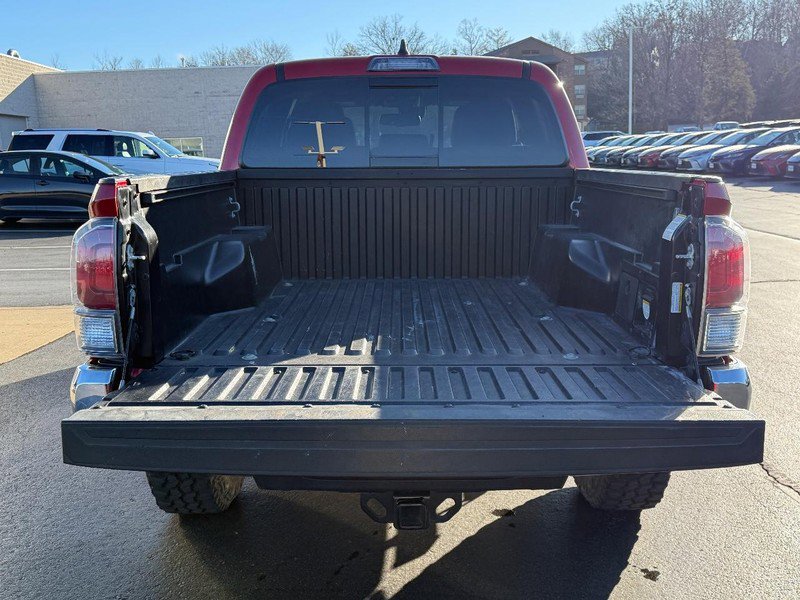 Certified 2023 Toyota Tacoma TRD Off-Road image 4