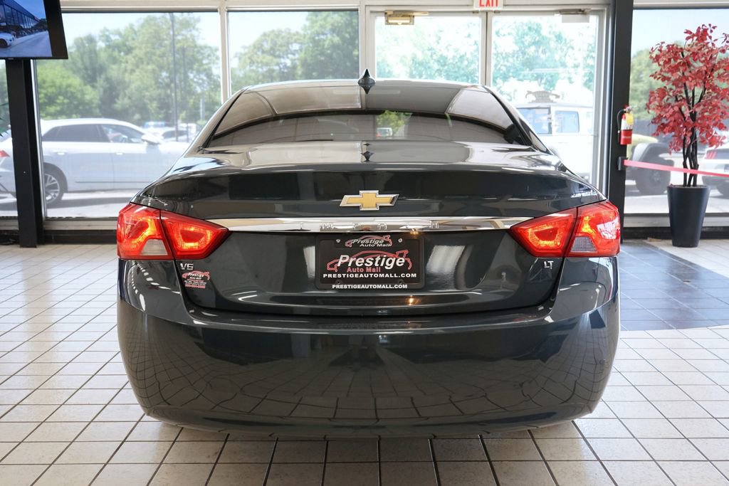 Used 2018 Chevrolet Impala LT FWD image 14
