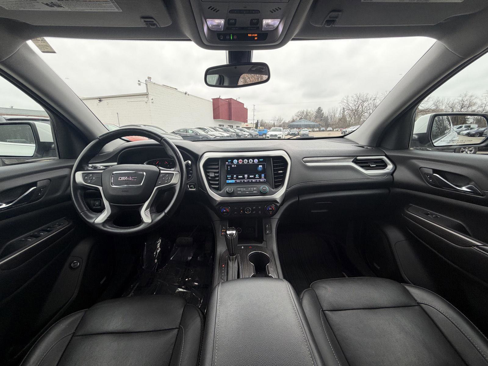Used 2019 GMC Acadia SLT image 25