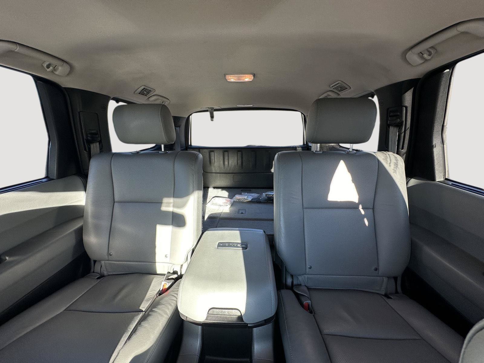 Certified 2020 Toyota Sequoia Platinum AWD/4WD image 12