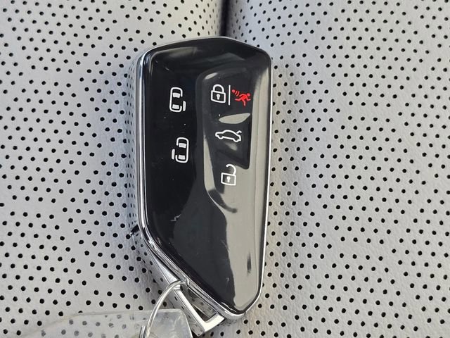 New 2025 Volkswagen ID. Buzz Pro S Plus image 20