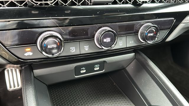 Used 2023 Honda Accord Sport image 17