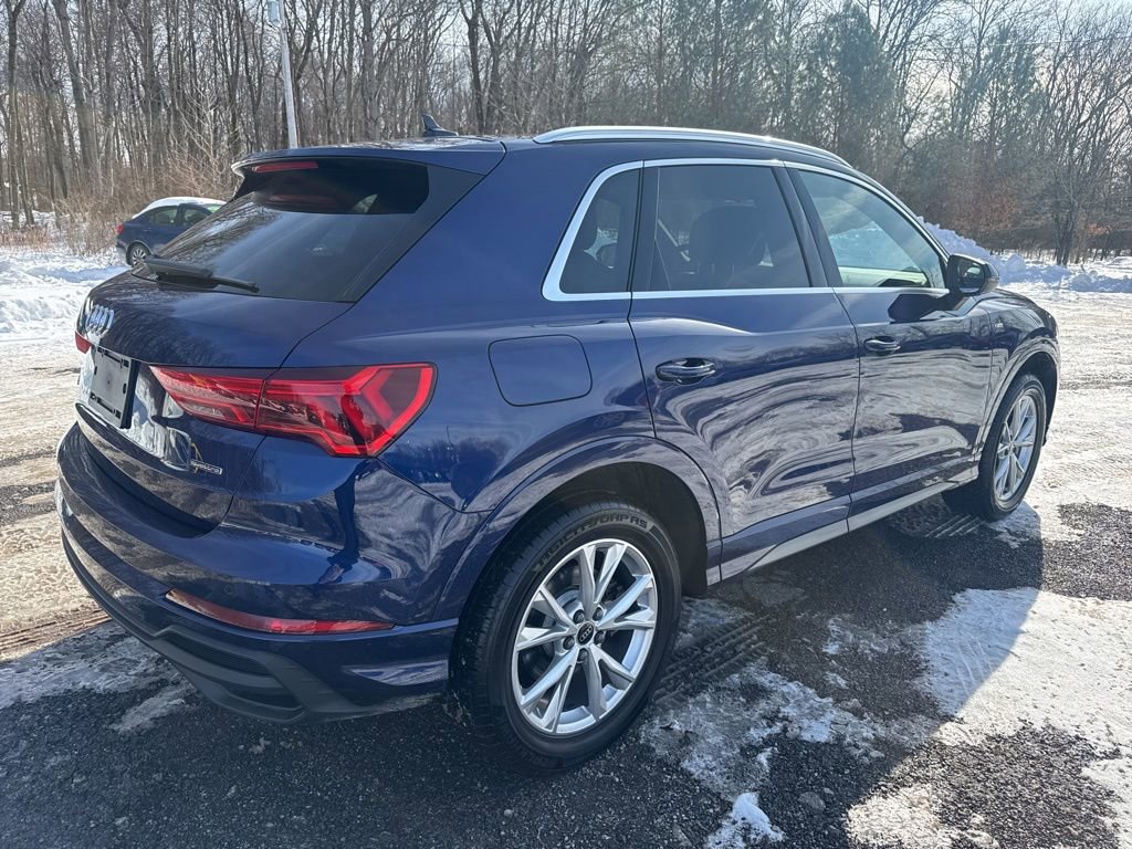 Used 2025 Audi Q3 2.0T Premium image 11