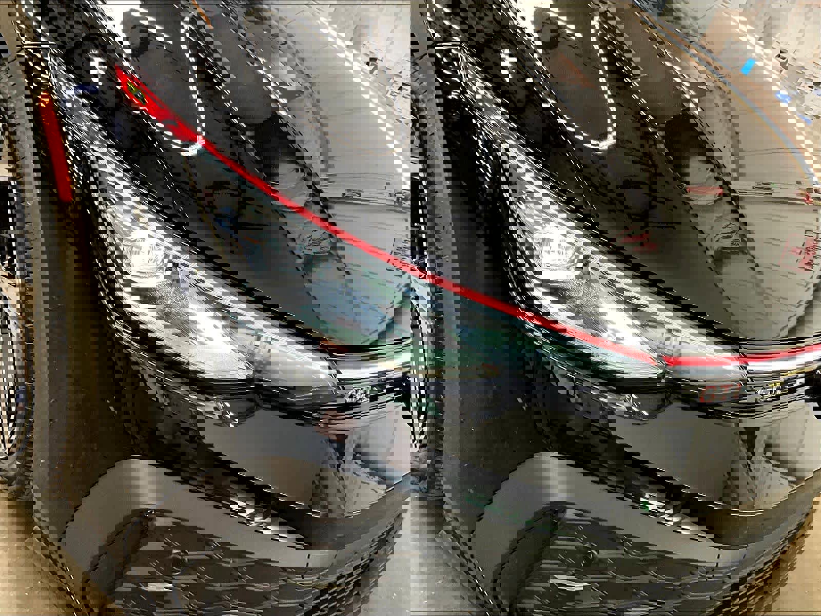 New 2025 Volkswagen GTI SE image 31