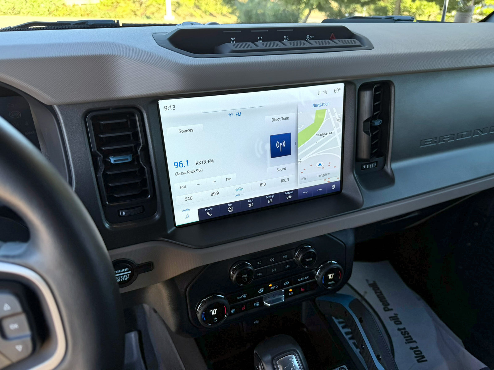 Used 2024 Ford Bronco Wildtrak AWD/4WD image 17
