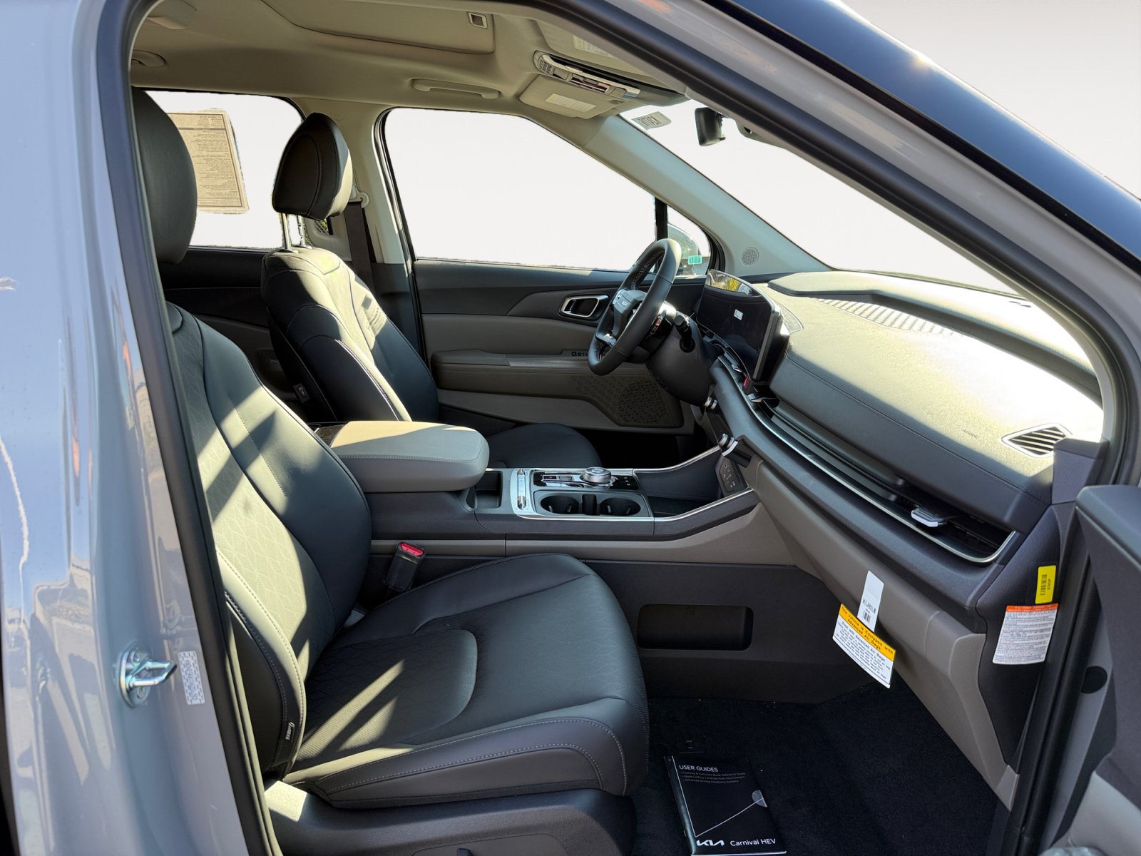 New 2027 Kia Carnival SX FWD image 19