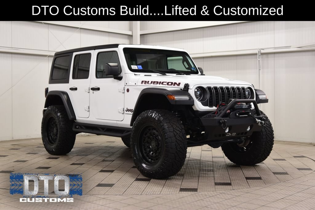 Used 2025 Jeep Wrangler Unlimited Rubicon AWD/4WD image 1