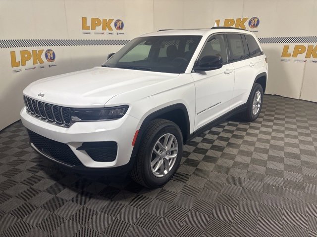 New 2025 Jeep Grand Cherokee Laredo X image 12