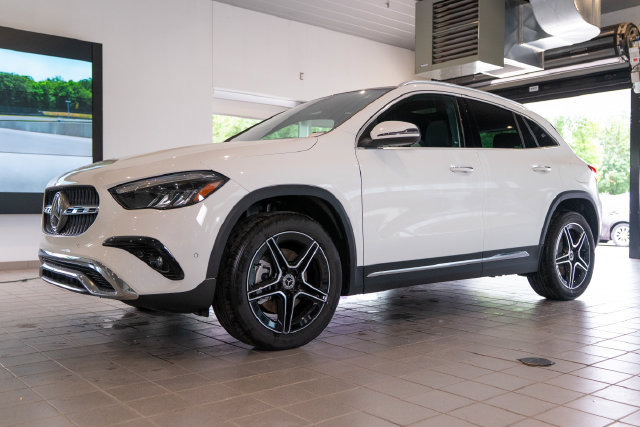 New 2026 Mercedes-Benz GLA 250 4MATIC image 3
