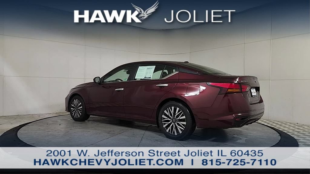 Used 2025 Nissan Altima 2.5 SV FWD image 6