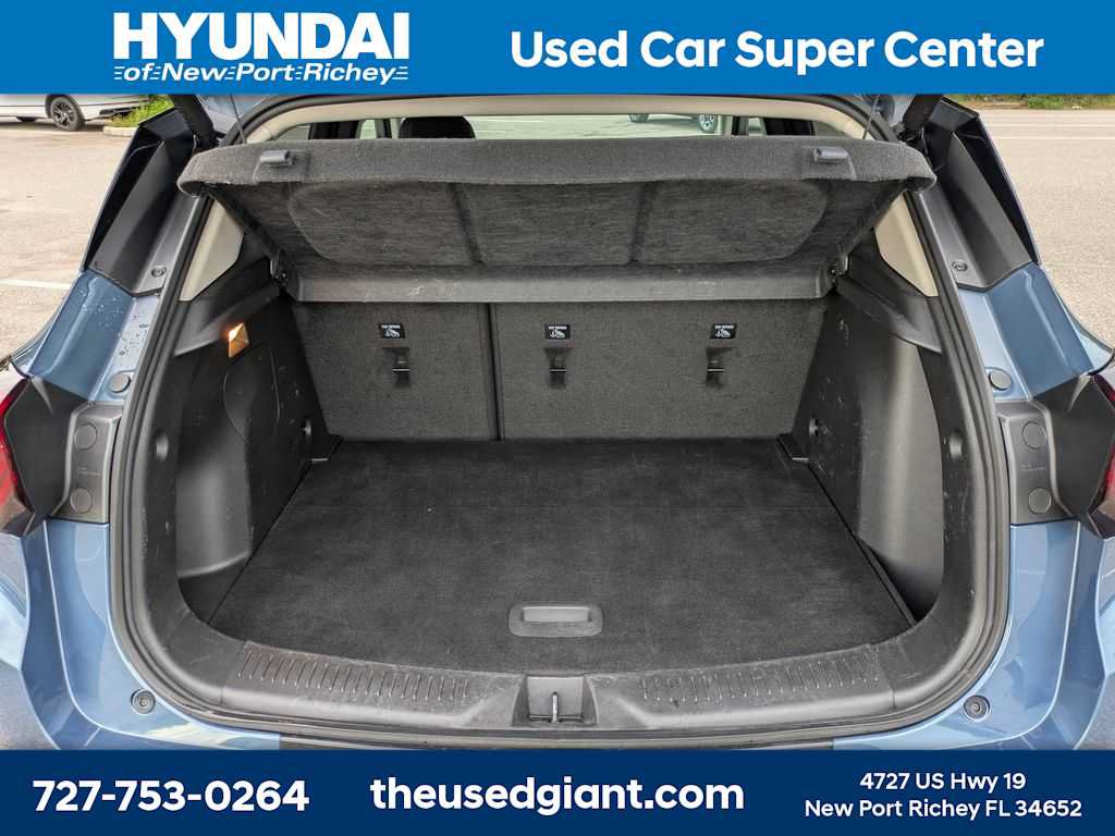 Used 2024 Buick Encore GX Sport Touring FWD image 12