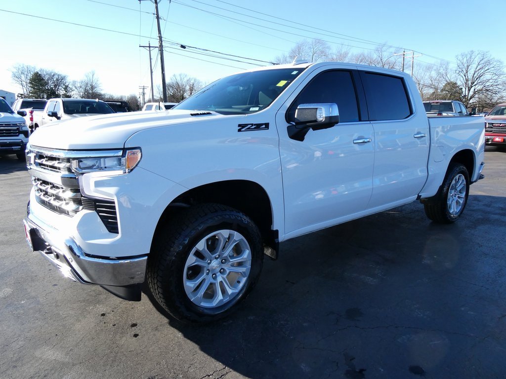 Certified 2024 Chevrolet Silverado 1500 LTZ w/ Technology Package image 9