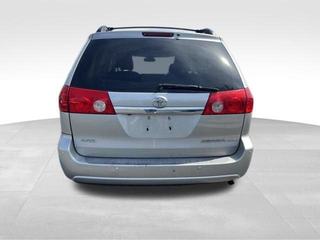 Used 2008 Toyota Sienna XLE FWD image 6