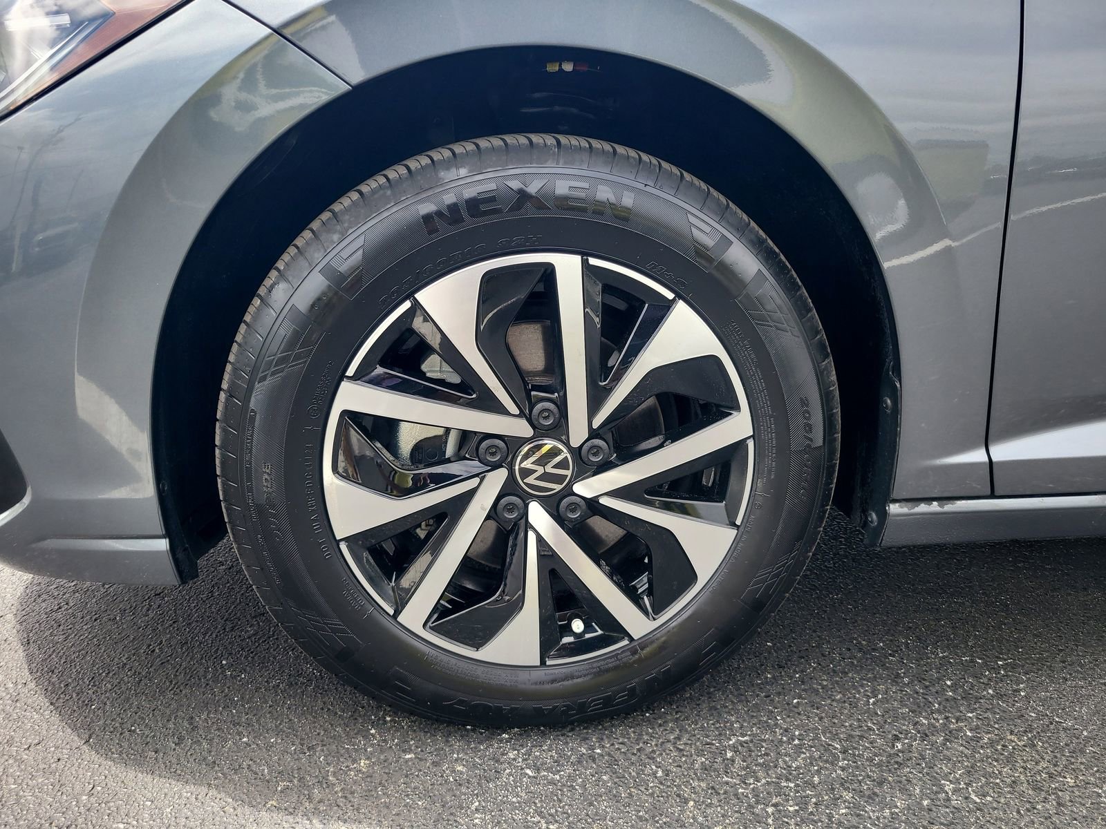 Certified 2025 Volkswagen Jetta S image 10