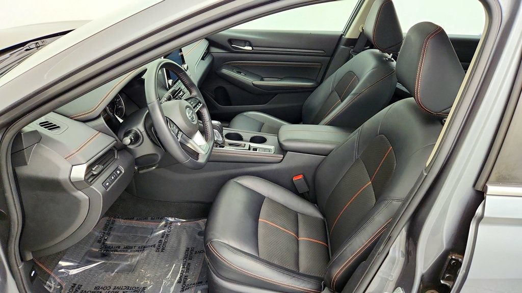 Used 2020 Nissan Altima 2.5 SR w/ Premium Package AWD/4WD image 19