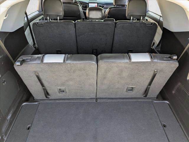 Used 2021 Ford Explorer XLT w/ Equipment Group 202A RWD image 6