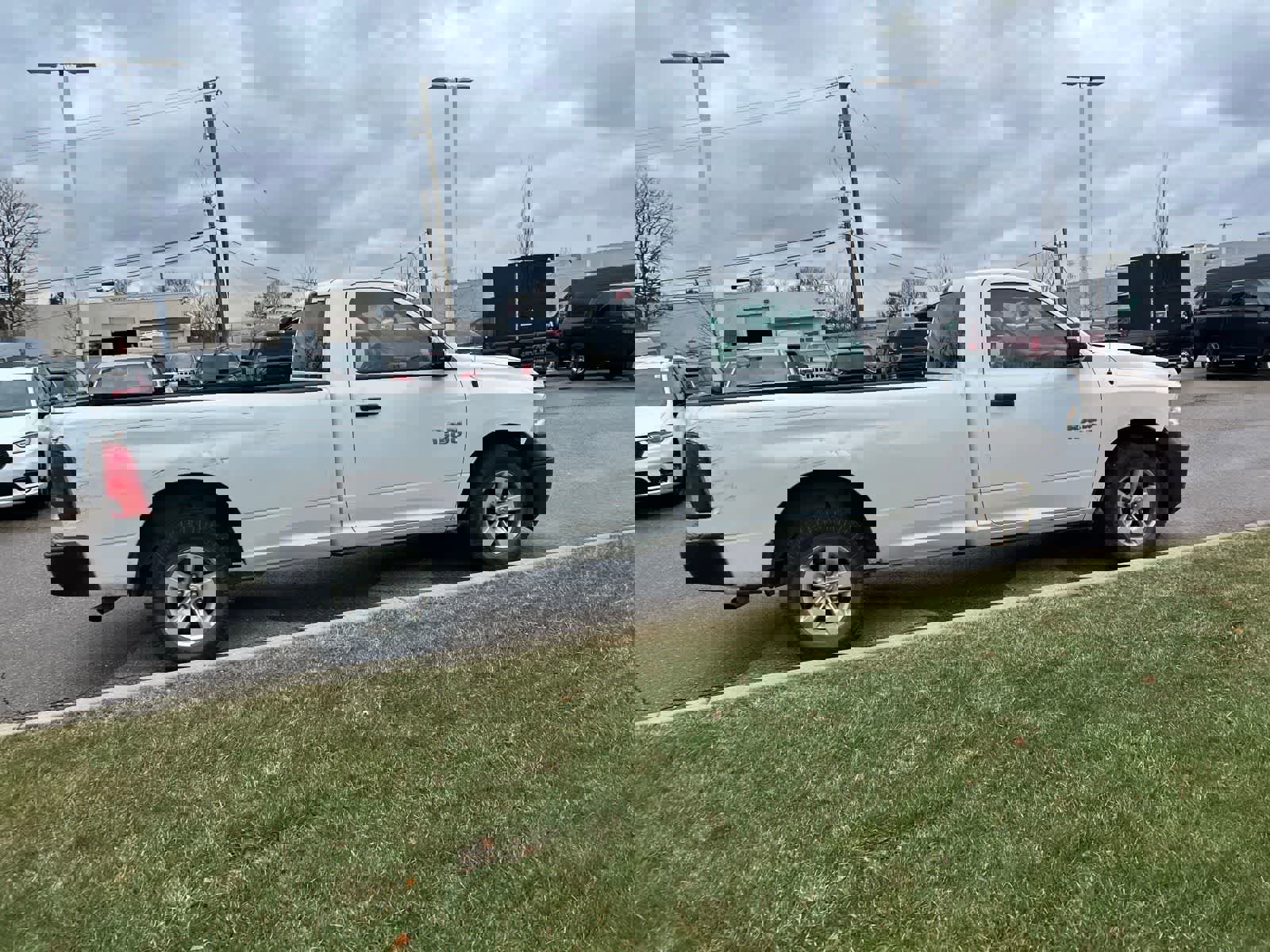 Used 2015 RAM 1500 Tradesman w/ Power & Remote Entry Group image 18