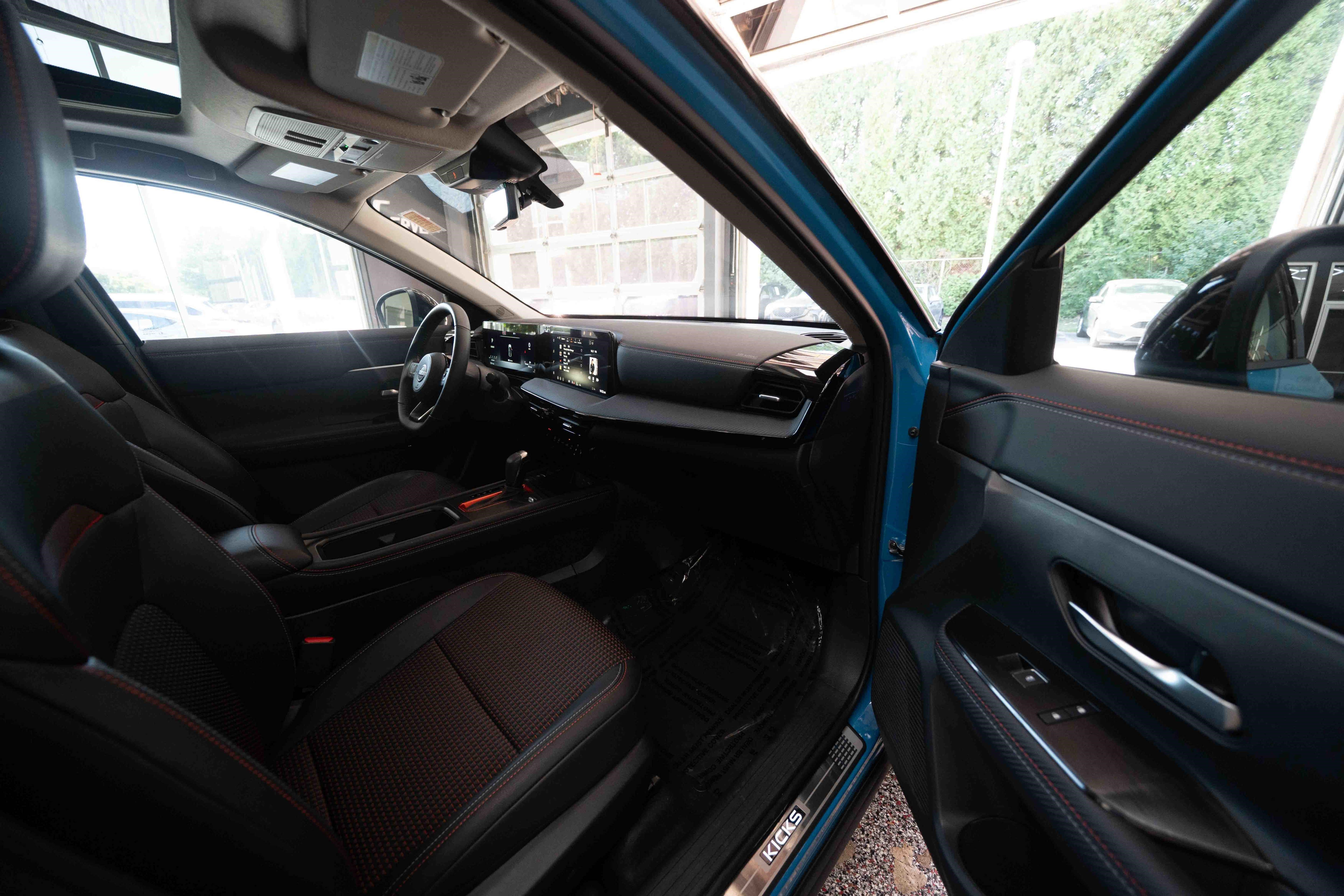 Used 2026 Nissan Kicks SR w/ SR Premium Package AWD/4WD image 26